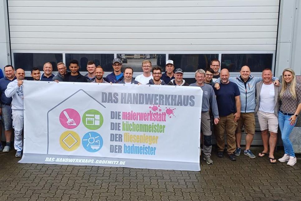 Alles aus einer Hand, alles unter einem Dach: Das leistungsstarke Team vom „Handwerkhaus Grömitz“ steht für Professionalität, Sorgfalt und Qualität.