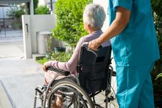 Über die einzelnen Schritte des Umzuges werden die Patientinnen und Patienten frühzeitig informiert. (Symbolfoto)