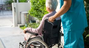 Über die einzelnen Schritte des Umzuges werden die Patientinnen und Patienten frühzeitig informiert. (Symbolfoto)