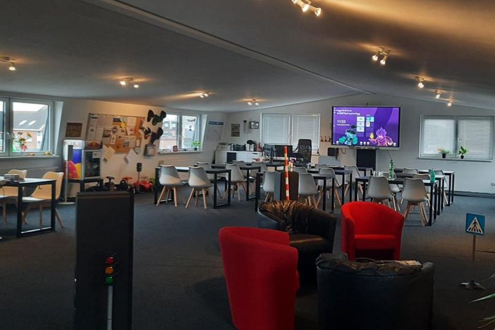 Mit „Made2wash“ haben die Geschäftsführerinnen Martina Elies-Rieck (re.) und Monja Ludewig ihren Unternehmergeist vereint und zeigen, dass Träume wahr werden können, wenn man sie gemeinsam verwirklicht.