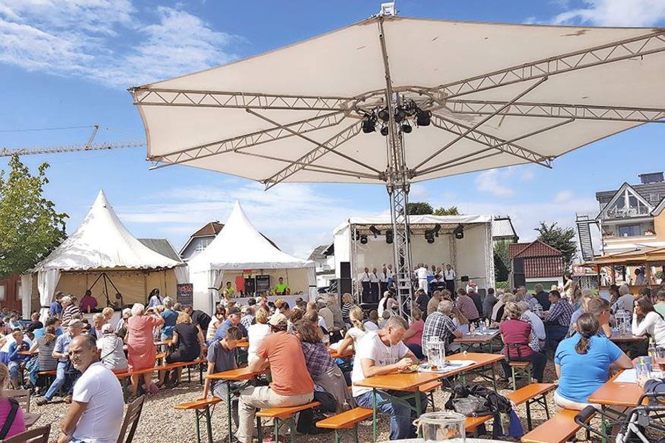 Im idyllischen Niendorfer Hafen finden am kommenden Wochenende die Niendorfer Hafentage statt, am Freitag von 14 bis 23 Uhr, am Samstag von 11 bis 23 Uhr und am Sonntag von 10 bis 21 Uhr.  (Foto: TSNT GmbH)