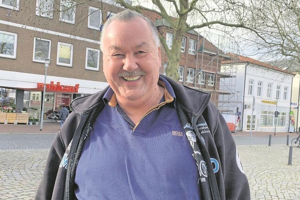 Fahrer Rainer Sternberg ist seit dem 1. Tag mit dabei.