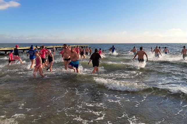 Anbadende begrüßten das neue Jahr