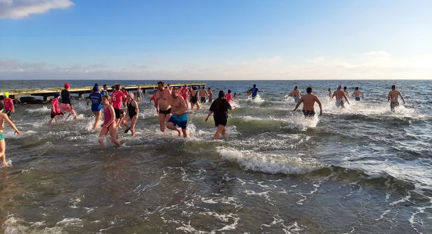 Anbadende begrüßten das neue Jahr