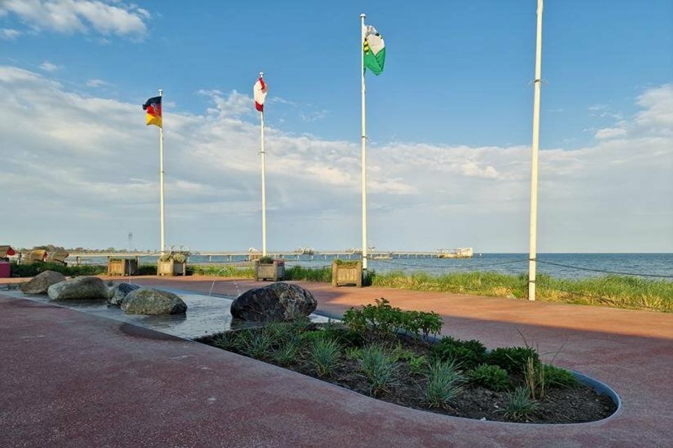 Der Springbrunnen an der Kellenhusener Promenade wurde neu gestaltet.