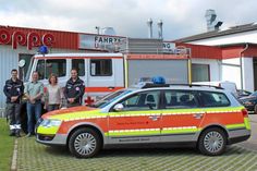 Alexander Tietze (stellvertretender Bereitschaftsleiter DRK Neustadt), Marc und Sonja Köppe, Robin Cyriacks (stellvertretender Bereitschaftsleiter DRK Süsel) (v. lks. n. re.)