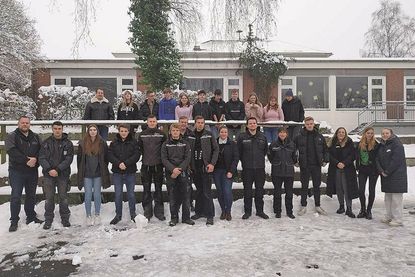 Zum Auftakt von „Schüler und Azubi“ trafen sich die Teilnehmer in der Wisserschule.