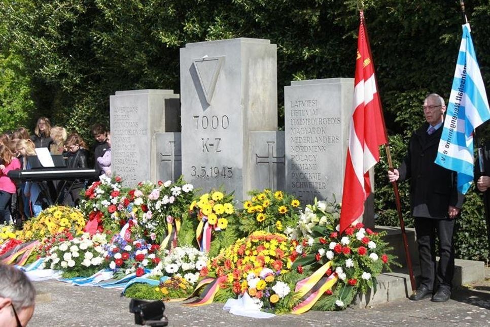 Der Ehrenfriedhof am Stutthofweg stand im Mittelpunkt der Gedenkfeier.