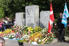 Der Ehrenfriedhof am Stutthofweg stand im Mittelpunkt der Gedenkfeier.
