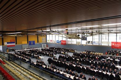 Neben den Gästen hatten sich über 250 Delegierte zur Jahreshauptversammlung des KFV in der Großsporthalle in Stockelsdorf eingefunden.