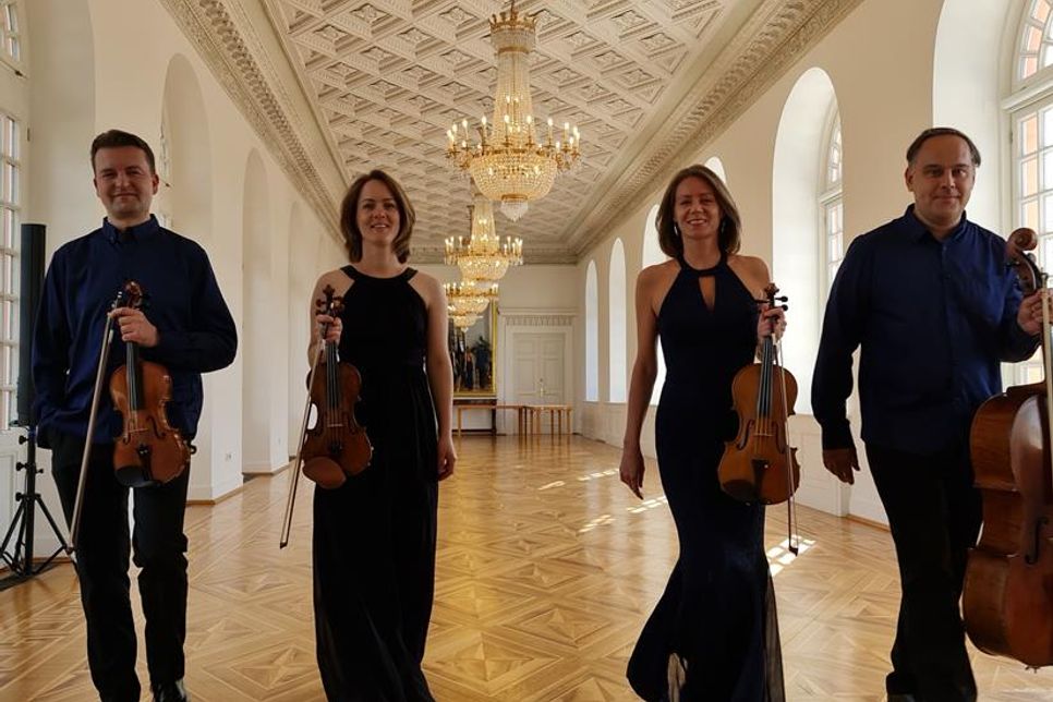 Die vier virtuosen Streichmusiker nehmen die Zuhörer mit auf eine musikalische Reise durch Länder und Epochen.