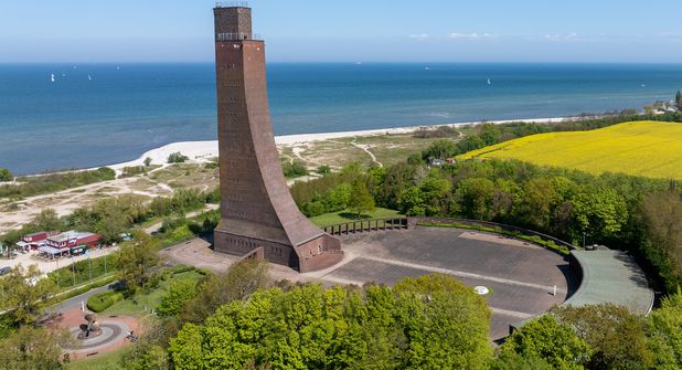Weithin sichtbar: Das Marineehrenmal in Laboe. Doch das fast einhundert Jahre alte Wahrzeichen muss dringend saniert werden.
