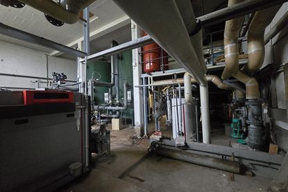 Die Schwimmbadtechnik im Keller der alten Kurverwaltung.