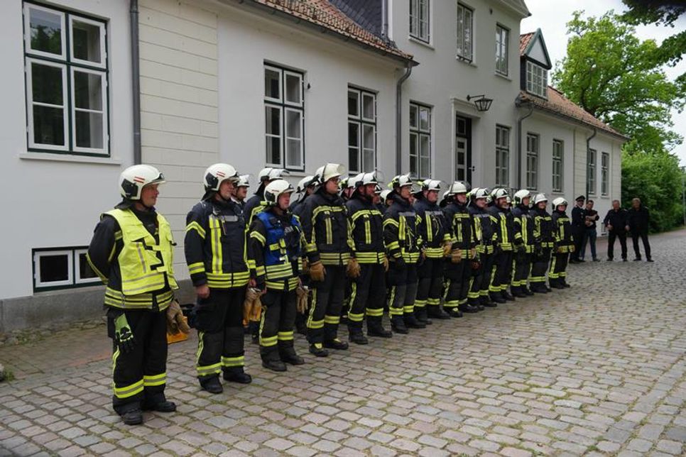 Antreten zur Rettungsübung.