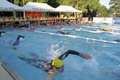 Pünktlich um 7 Uhr startete am gestrigen Freitag die Weltmeisterschaft im Lensahner Waldschwimmbad.