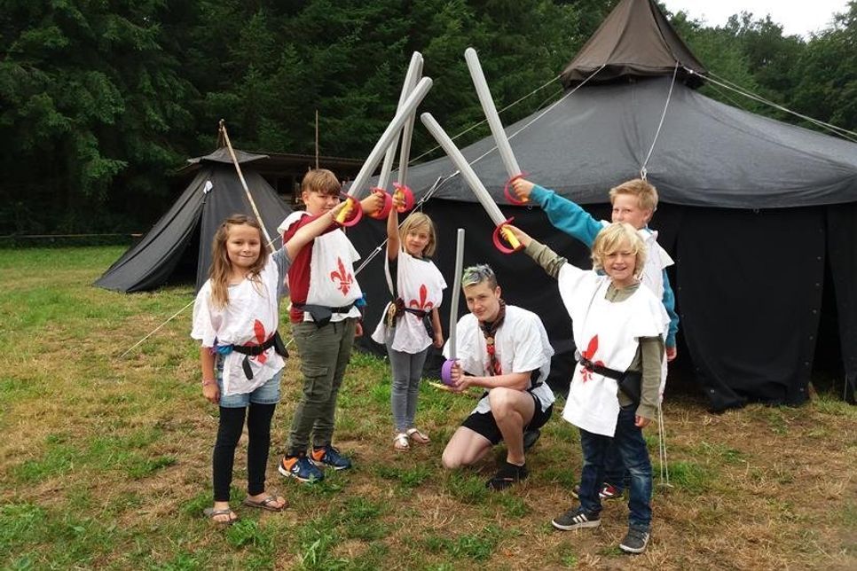 Pfadfinder als Musketiere.