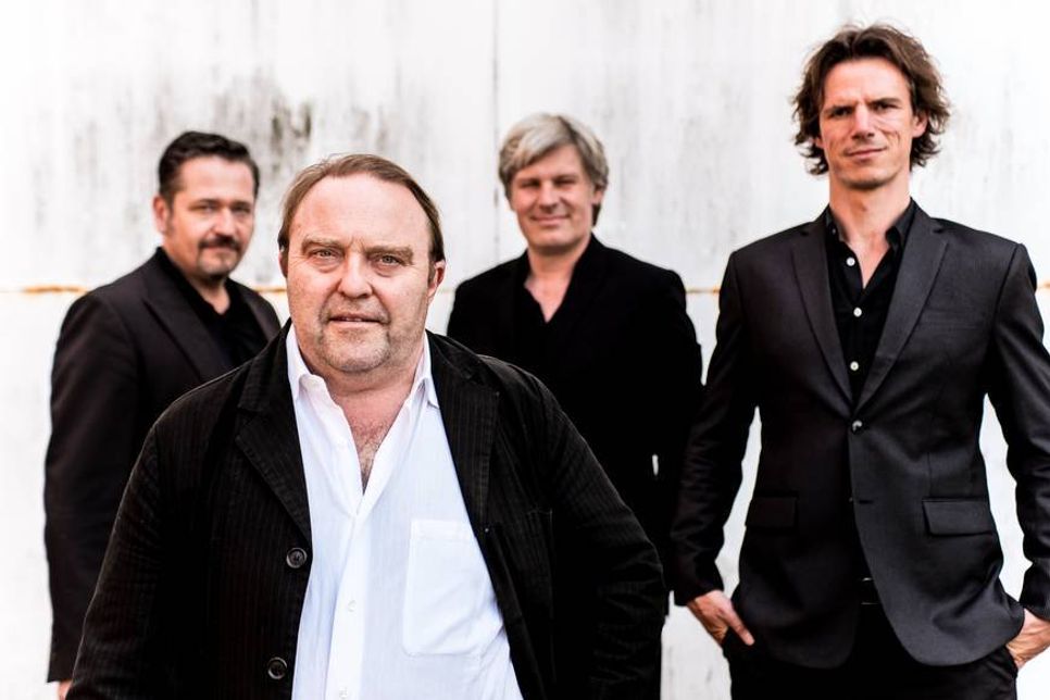 Die Konzerte der Gustav Peter Wöhler Band genießen mittlerweile Kultcharakter. Foto: Charlie Spieker.