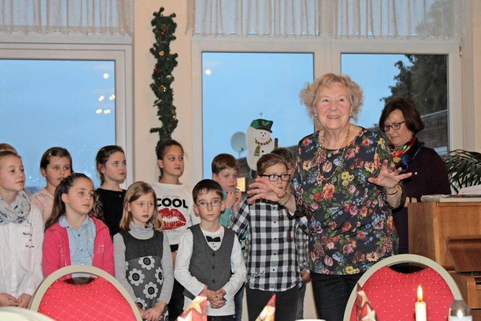 „Ihr macht uns ein großes Geschenk“, sagte Christel Duncker zu den Kindern.