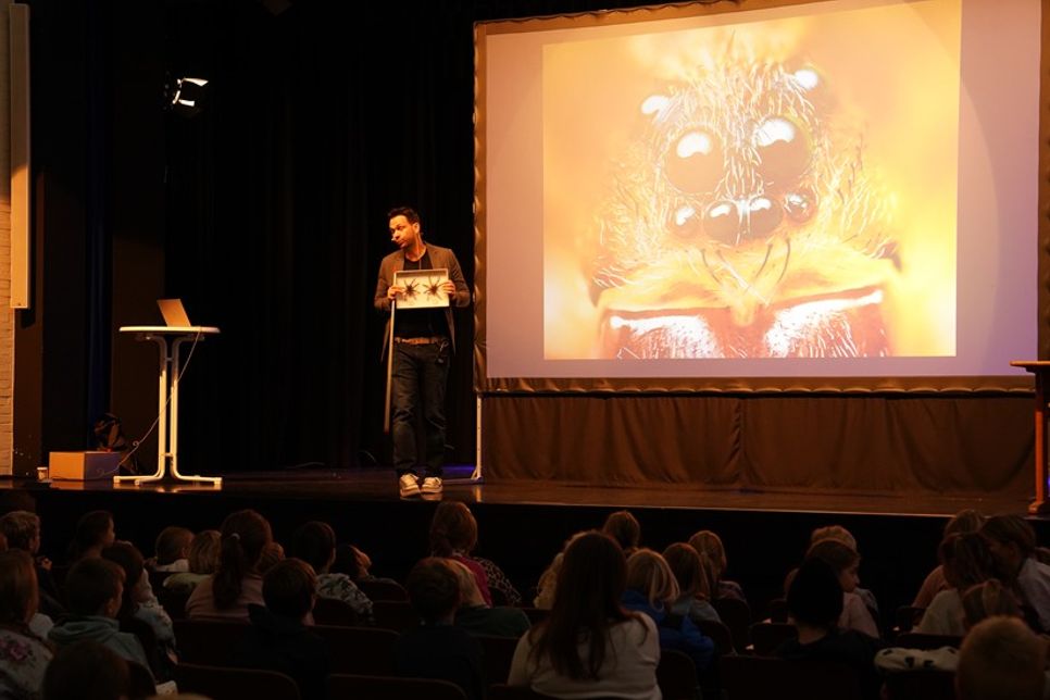 Dr. Danilo Harms ist Spinnenforscher am Museum der Natur in Hamburg.