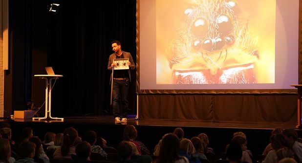 Dr. Danilo Harms ist Spinnenforscher am Museum der Natur in Hamburg.