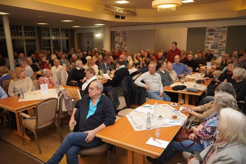 Das Interesse an der Einwohnerversammlung war groß.
