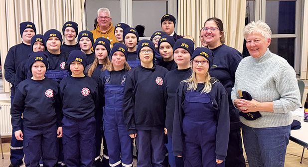 Feuerwehr-Förderverein Bad Schwartau e.V.: Wintermützen für die Nachwuchskräfte