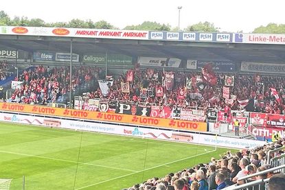 Auch heute wird der Gäste Block voll werden.