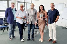 Ein bedeutender Beitrag zur Erinnerungskultur in der Gemeinde Scharbeutz: Erste umfassende Dokumentation zum Cap-Arcona-Friedhof Haffkrug vorgestellt