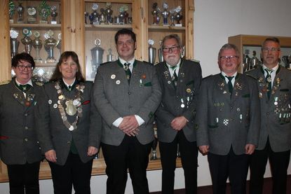 Birte Osten-Paschkewitz, Daniela Nagel, Bernd Meisburger, Wolfgang Pink, Sönke Schöning und Sven Neumann (v. lks.).