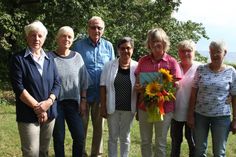 Der Vorstand des VfB Neustadt mit Umwelthaus-Leiterin Martina Stapf (3. v. re.).