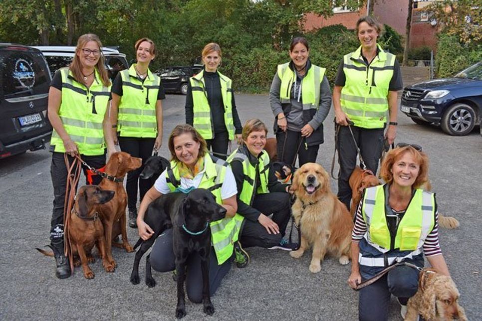 Wenn Personen plötzlich verschwinden, können sie gerufen werden: die Vierbeiner und Hundeführerinnen der Mantrailerstaffel „Eagledogs – Suchhunde Holstein“