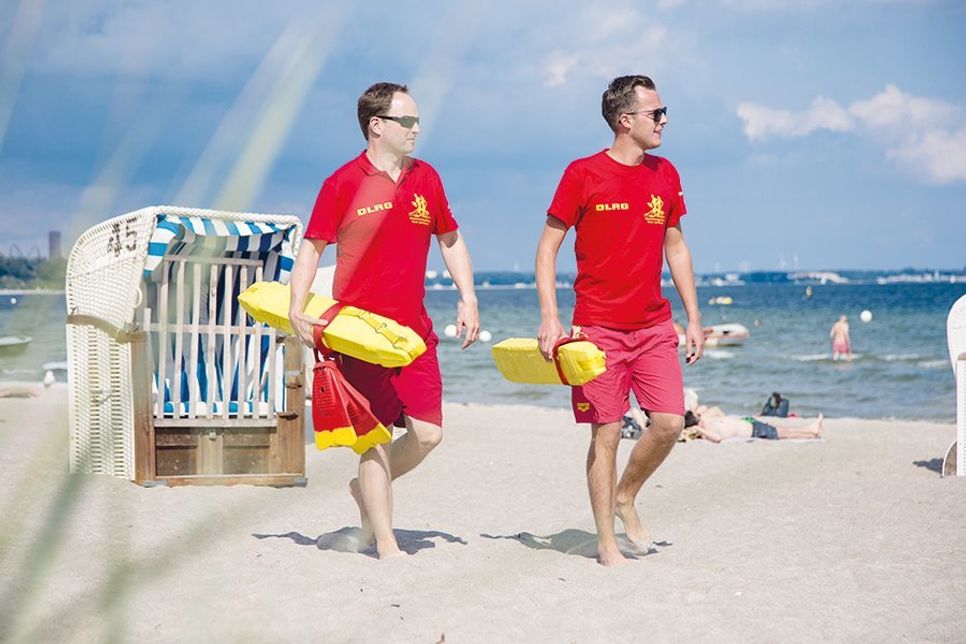 Die Rettungsschwimmer der DLRG bereiten sich bereits auf die kommende Saiosn vor.