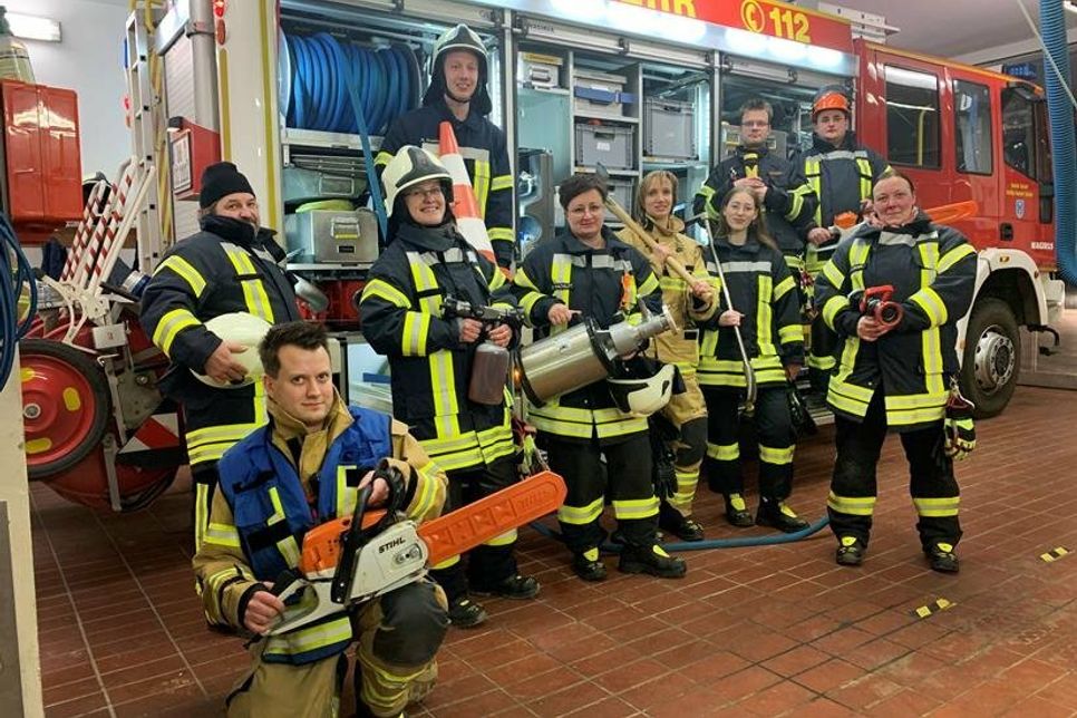 Freuen sich über neue Kameradinnen und Kameraden: die Freiwilligen der Ortswehr Sierksdorf.