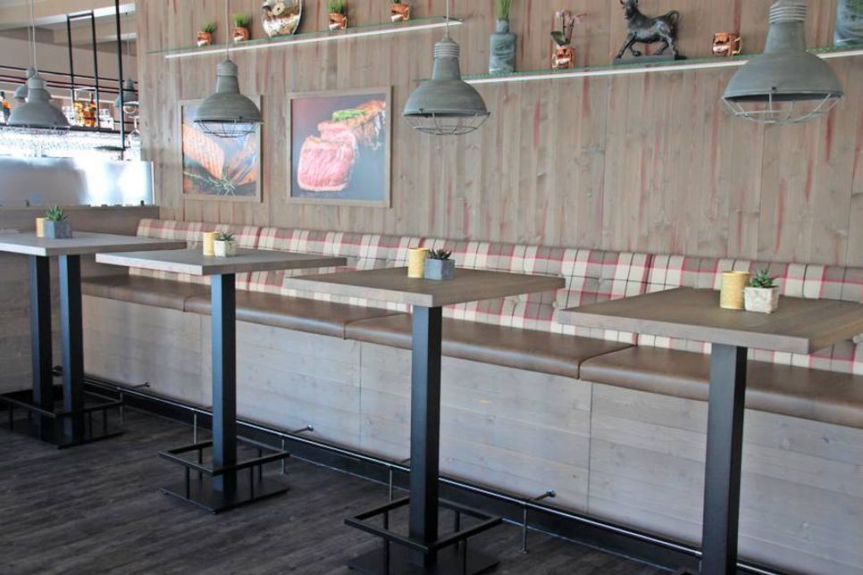 Im Steakhouse vereinen sich Design und Gemütlichkeit.