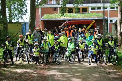 Knapp 50 Fahrradfahrer radelten mit.