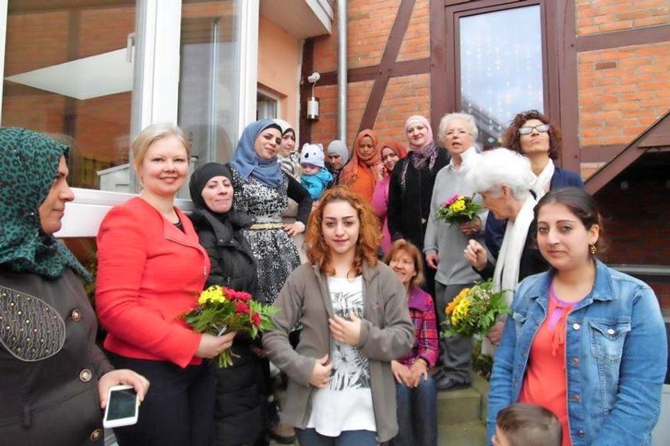 Sie haben es geschafft - 16 Asylbewerberinnen haben den Deutschsprachkurs erfolgreich absolviert.