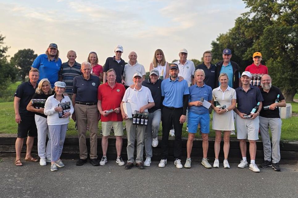 Die Siegerinnen und Sieger des „Cup des Präsidiums“.