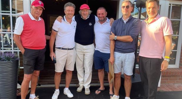 Die Organisatoren des Turniers Gert Ewers (lks.) und Christian Bauer (re.) mit den erfolgreichen Golfern (v. lks.) Azer Bislimay, Elmar Gehlen, Pasquale Vimmino und Eugen Dosch.