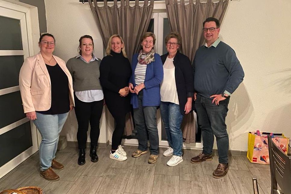 Der neue Vorstand von links: Julia Meckelnburg (Jugendwartin), Jaqueline Burmeister (Schriftführer), Catrin Bock-Jacobsen (Kassenwart), Armgard de la Motte (1. Stellvertreterin), Anja Lamp (1. Vorsitzende) und Heimo Stoffel (2. stellvertretender Vorsitzender).