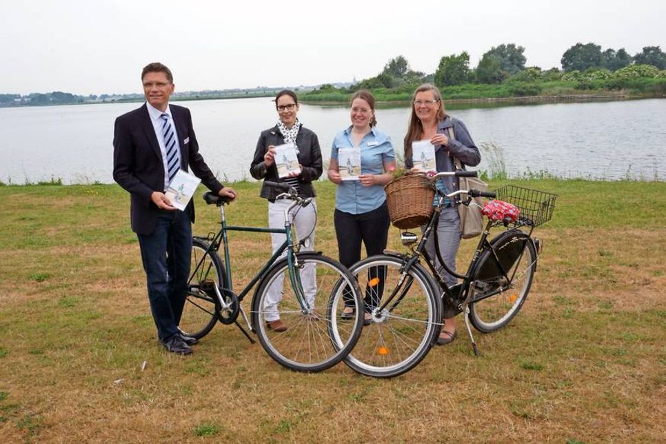 Oliver Behncke (Tourismusdirektor, TSF), Michaela Straub (Classix Werbung), Almut Wiemold (Marketing & Presse, TSF), Beate Burow (Umweltrat, Stadt Fehmarn).