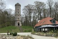 Seit 2017 kann der Elisabethturm auf dem Bungsberg (8) wieder besichtigt werden.