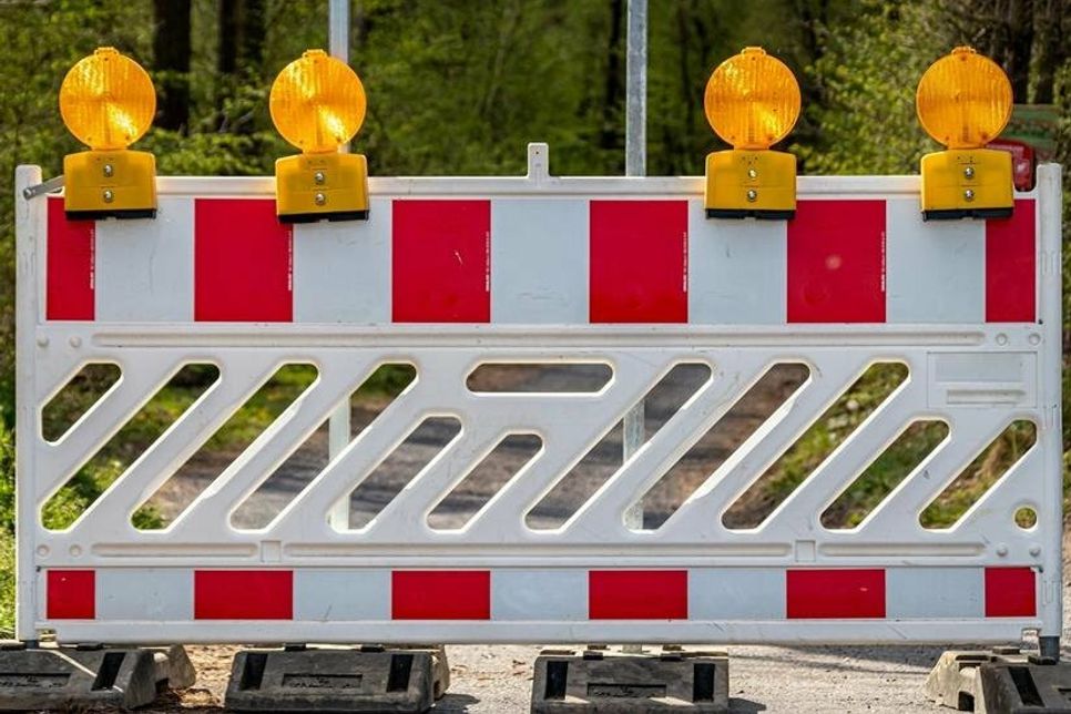 Der Rettiner Weg wird auf Höhe der Danziger Straße für drei Wochen voll gesperrt.