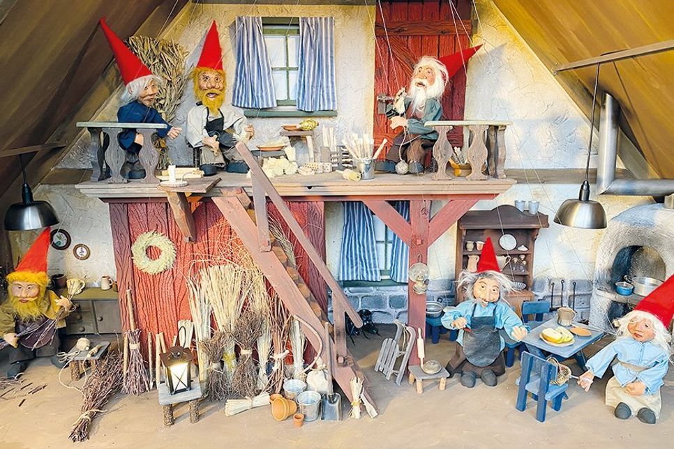 Das neue Zwergenwaldhaus: die Bürstenmacher.