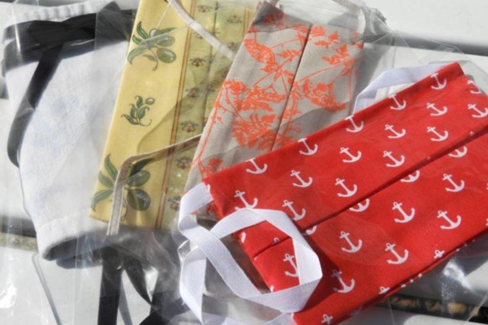 Mehr als 700 Euro brachte der Verkauf der bunten Stoffmasken ein.