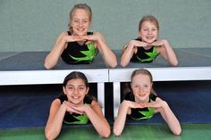 Lynn Brock, Kendra Lochmüller (hinten v. lks.), Lia-Sophie Bosch, Hendrieke Behrens (vorne v. lks.).