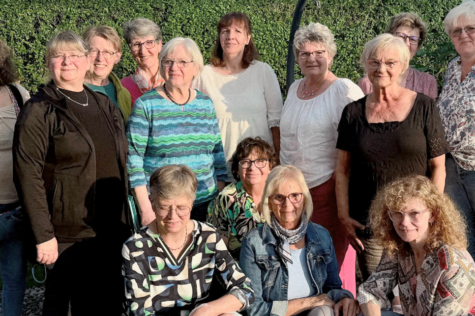 14 engagierte Gründungsmitgliederinnen