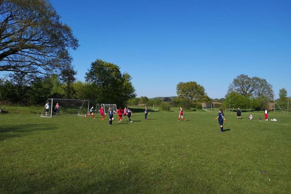 D-Mädchen Spiel am 01. Mai