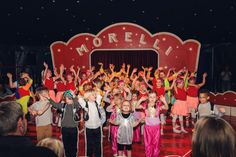 Auftritt im Zirkus