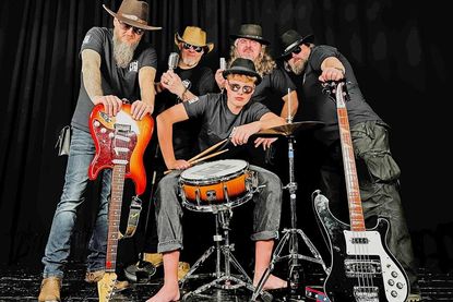 Tony D. & Band aus Kanada spielen Sonntag.