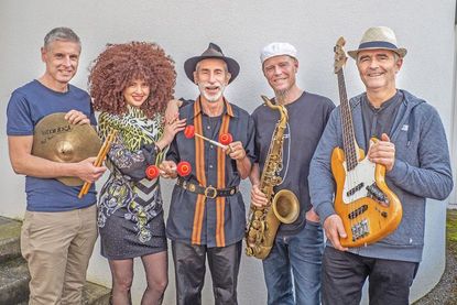 Die Band Joey Blue It steht für viele stilistische Aspekte des Blues: Rhythm & Blues, Soul-Blues, Rock’n‘Roll-Blues, Shuffle-, Funk, Swing- und Deltablues prägen ihren Ton.